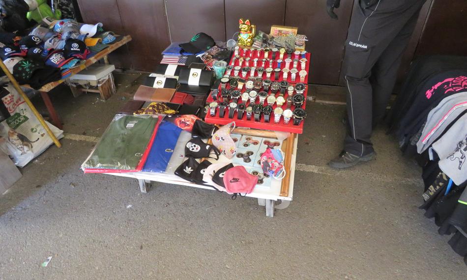 2020-9-22-1120Padělky 2.JPG